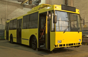 В Полтаве «обрезали» последний троллейбус-«гармошку» ЮМЗ Т1 (ФОТО)