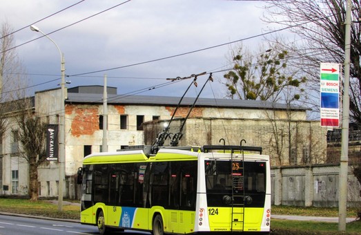 Городской голова Львова обещает городу закупку до 300 единиц нового общественного транспорта