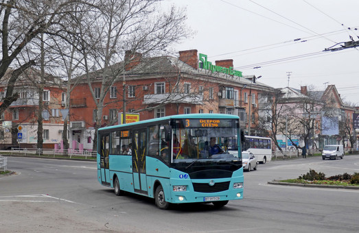Новые автобусы «Эталон» А081.28 с конца декабря работают на маршрутах Херсона