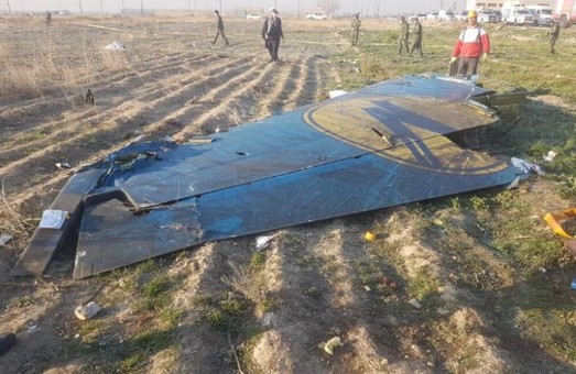 Власти Ирана опубликовали предварительный отчет от расследовании катастрофы украинского самолета