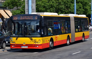 Транспортная компания Варшавы хочет купить до 190 автобусов, работающих на газу