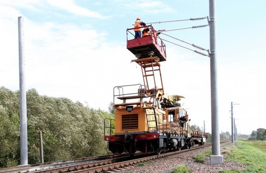 «Укрзализныця» объявила тендер на электрификацию участка Одесской железной дороги Долинская – Николаев