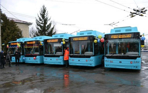 В Хмельницком на маршрут запустили троллейбусы с автономным ходом
