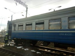 В Киеве на Борщаговке загорелся вагон электрички