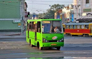 В Харькове обещают ввести электронный билет и в частных маршрутках