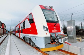 В Словакии презентовали новый двухэтажный электропоезд «Пантера»