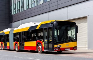 Барселона купила 23 новых электрических автобуса-«гармошки»