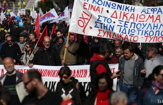 В Афинах из-за забастовки не работал весь общественный транспорт