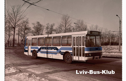 Перший український гібридний автобус створили іще на початку 1980-х