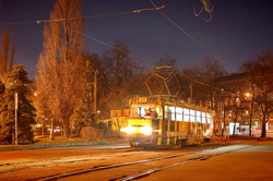 Одесские трамваи вечером под луной (ФОТО)