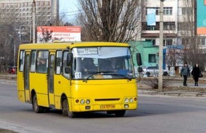 В Черкассах полтора десятка автобусных маршрутов курсируют без договоров с горсоветом