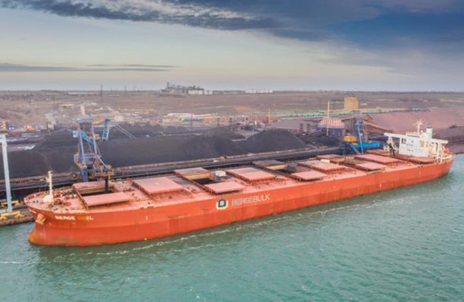 В порту Пивденный под Одессой на судно «Berge Odel» погрузили более 200 тысяч тонн железорудного концентрата