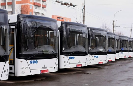 Кропивницкий покупает 5 белорусских низкопольных автобусов среднего класса