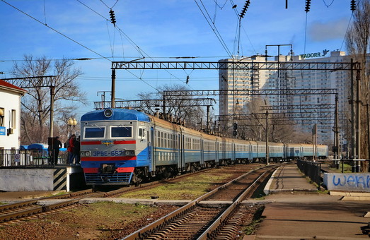 С завтрашнего дня в Украине полностью прекращается пассажирское железнодорожное сообщение