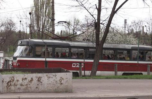 В Кривом Роге снова работает метротрам