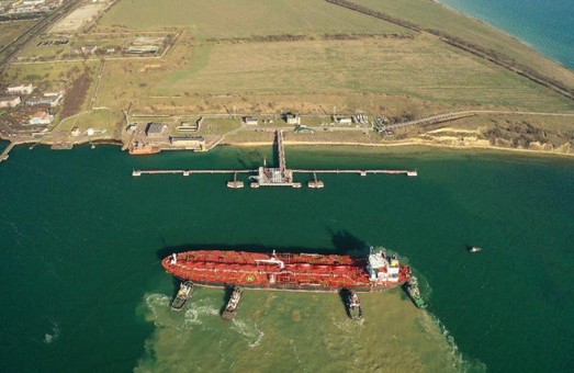 Порт Пивденный под Одессой принял третий танкер с нефтью для Беларуси