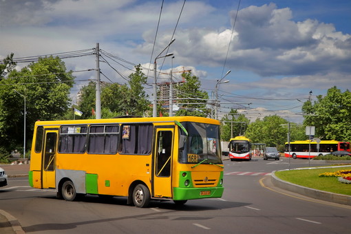 В Одессе добавили еще два маршрута автобусов