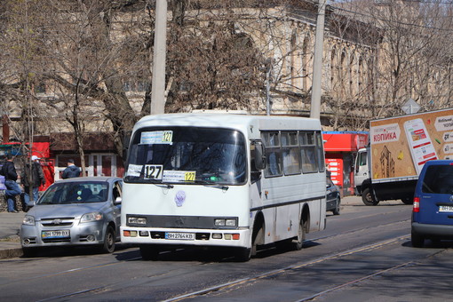 Министр: в этом году Одесса заменит маршрутки на большие автобусы и электротранспорт