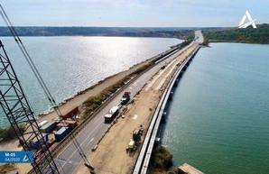 Кабмин выделил 100 миллионов на ремонт моста через Хаджибейский лиман на трассе Одесса-Киев