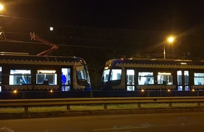 В Киеве испытали состав из двух трехсекционных трамваев "Pesa" (ФОТО, ВИДЕО)