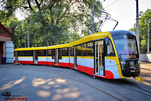 В Одессе сделали второй сочлененный трамвай "Одиссей-Макс" (ФОТО, ВИДЕО)