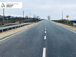 В Одесской области показали еще один отремонтированный участок дороги