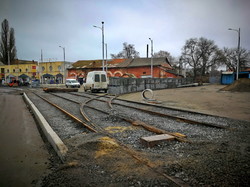 Реконструкция Новощепного Ряда: почти закончили укладку новых трамвайных путей (ФОТО)