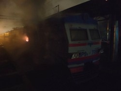 В Раздельной горел электропоезд Одесской железной дороги (ФОТО)