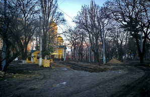 Как в Одессе ремонтируют трамвайную конечную в Алексеевском сквере (ФОТО, ВИДЕО)