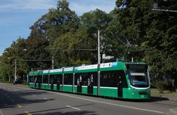Швейцарский Базель закупает очень дорогие новые трамваи