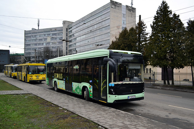 Во Львове не смогли закупить 50 электробусов за 300 миллионов