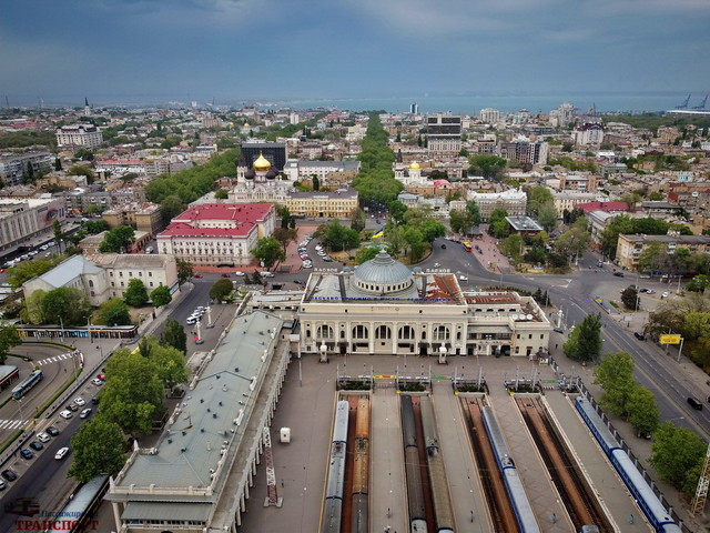 Министр инфраструктуры хочет отдать вокзал в Одессе частному инвестору