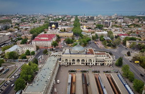 Министр инфраструктуры хочет отдать вокзал в Одессе частному инвестору