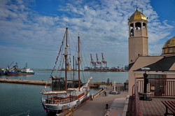В Одесском порту гостят 100-летняя парусная яхта и 60-летний пассажирский теплоход (ФОТО, ВИДЕО)