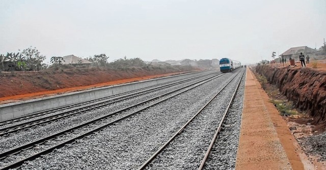 В Нигерии за китайские инвестиции реконструируют узкоколейную железную дорогу