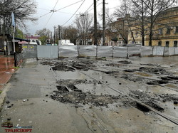 В Одессе уже начали ремонт последнего квартала улицы Преображенской (ВИДЕО)