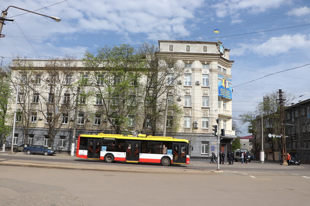 В Одессе ремонтируют дороги 12 мая