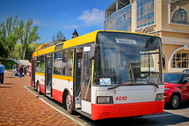 В Одессе закупают шесть электробусов