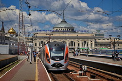 Железнодорожный траффик в Одессе и Затоке: июнь 2021 (ВИДЕО)