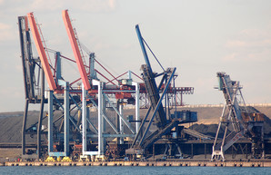 Государственный порт Южный обработал более 9 миллионов тонн грузов за 2021 год