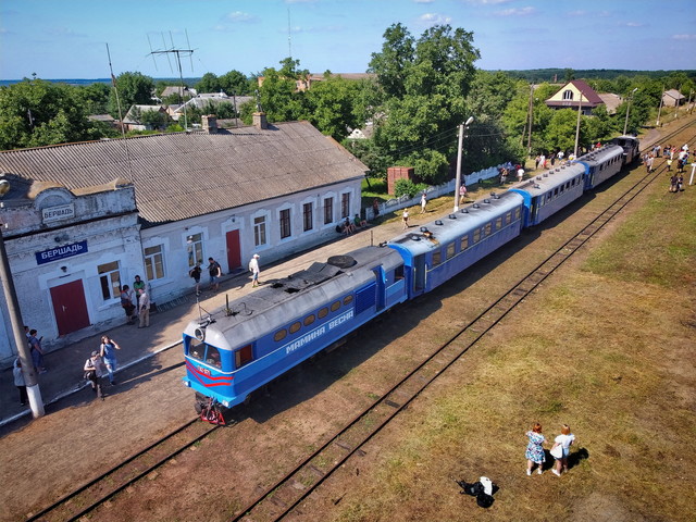 На Одесской железной дороге возобновляют движение поездов по узкоколейке (ВИДЕО)