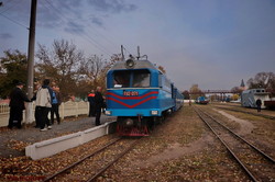 Возобновили движение узкоколейных поездов на Одесской железной дороге (ФОТО, ВИДЕО)