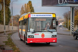 Как ходит первый в Одессе маршрут "автономных" троллейбусов (ВИДЕО)