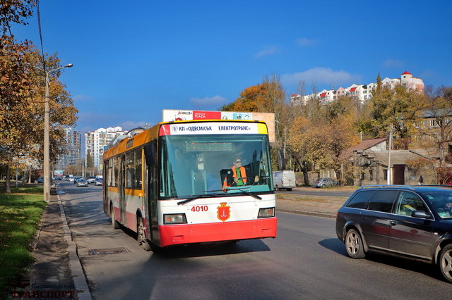 Как ходит первый в Одессе маршрут "автономных" троллейбусов (ВИДЕО)
