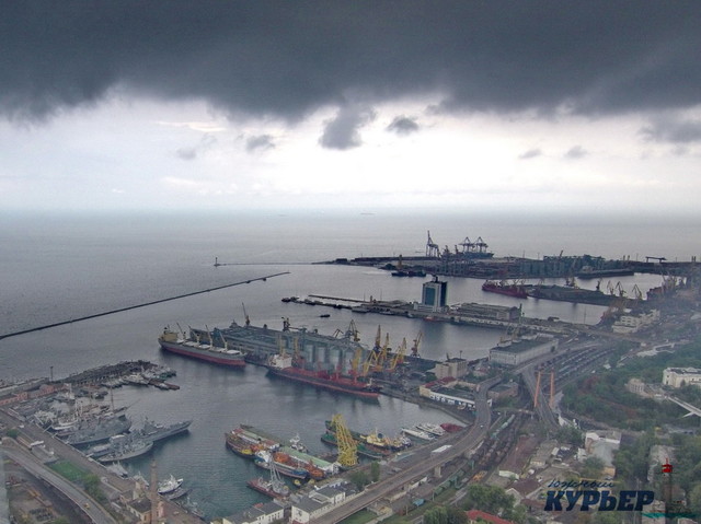В портах Одесской области погода мешает нормальной работе