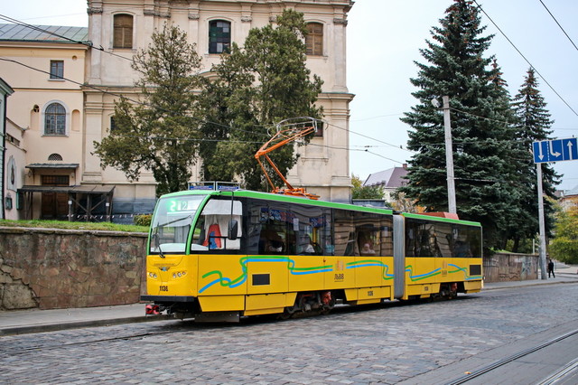 Во Львове обещают сделать самый дорогой проезд в общественном транспорте