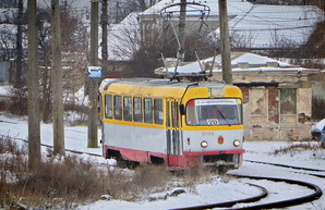 Гололед, снег и дождь помешали работе общественного транспорта Одессы