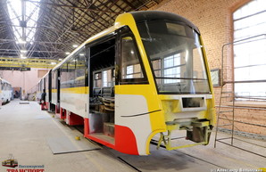 В Одессе уже собирают четвертый трехсекционный трамвай (ФОТО, ВИДЕО)