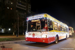 По Одессе проехали рождественские электробусы и трамваи (ФОТО, ВИДЕО)