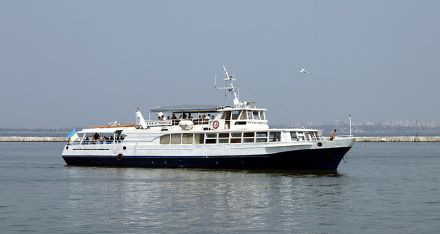 В порту Одессы отремонтировали пассажирский катер